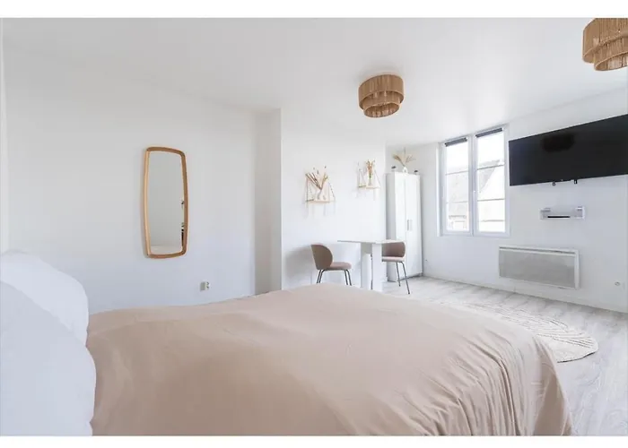 Lumineux, Cosy Et Bien Equipe Апартаменты