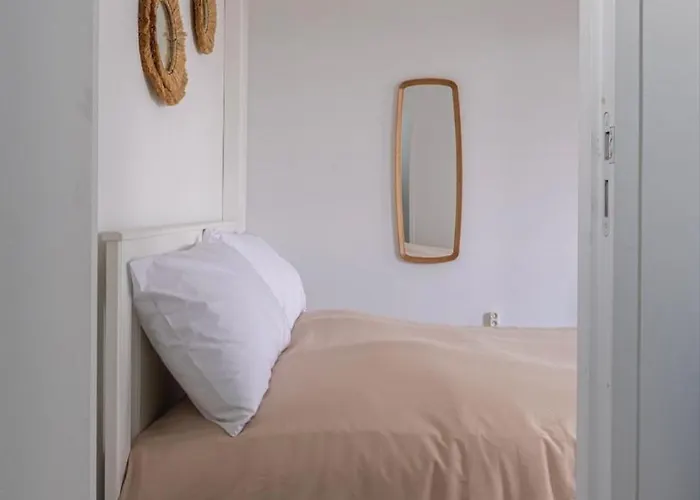 Lumineux, Cosy Et Bien Equipe